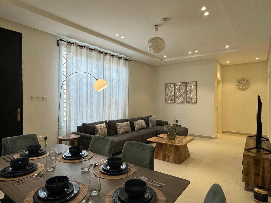 With Private Entrance - 1a Riyadh