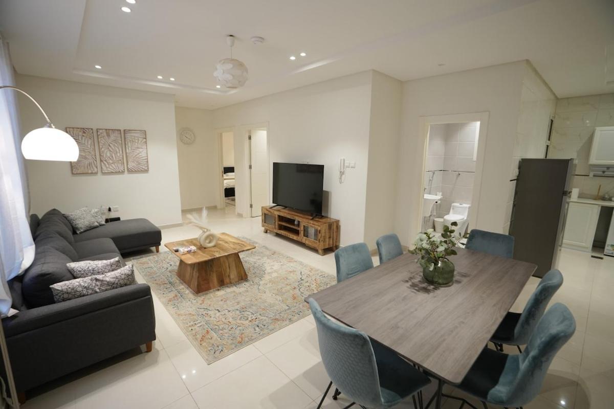 With Private Entrance - 1a * Riyadh