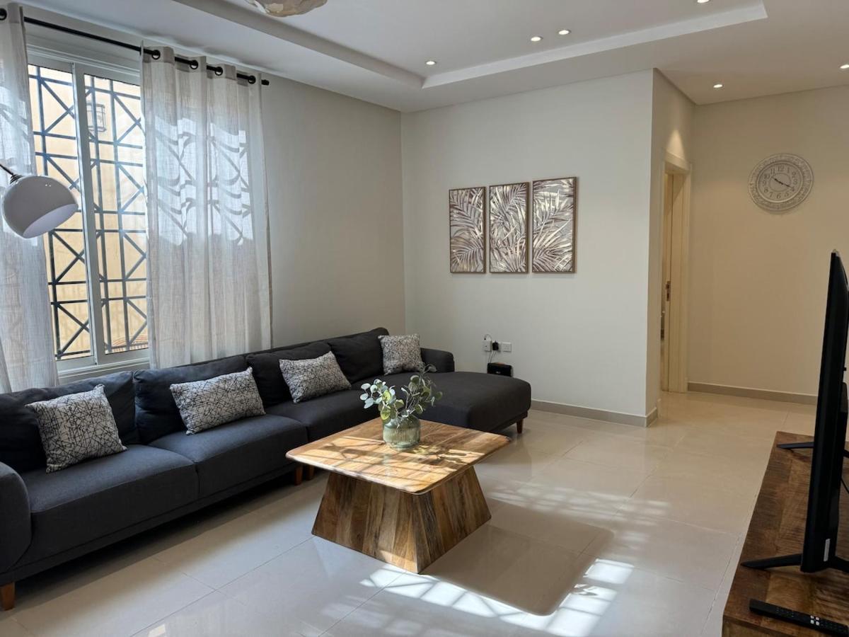 With Private Entrance - 1a * Riyadh